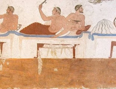 Κότταβος: Το αρχαιοελληνικό παιχνίδι μετά από «γενναίες» κρασοκατανύξεις και ερωτικές σπονδές (φωτό, βίντεο)